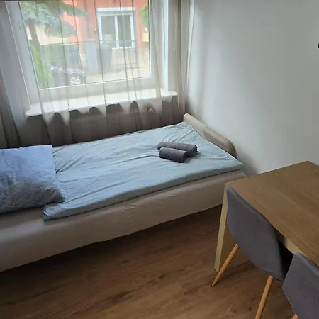 Poludnie Wroclawia Guest house *