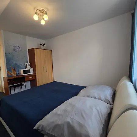 Poludnie Wroclawia Гостевой дом 3*